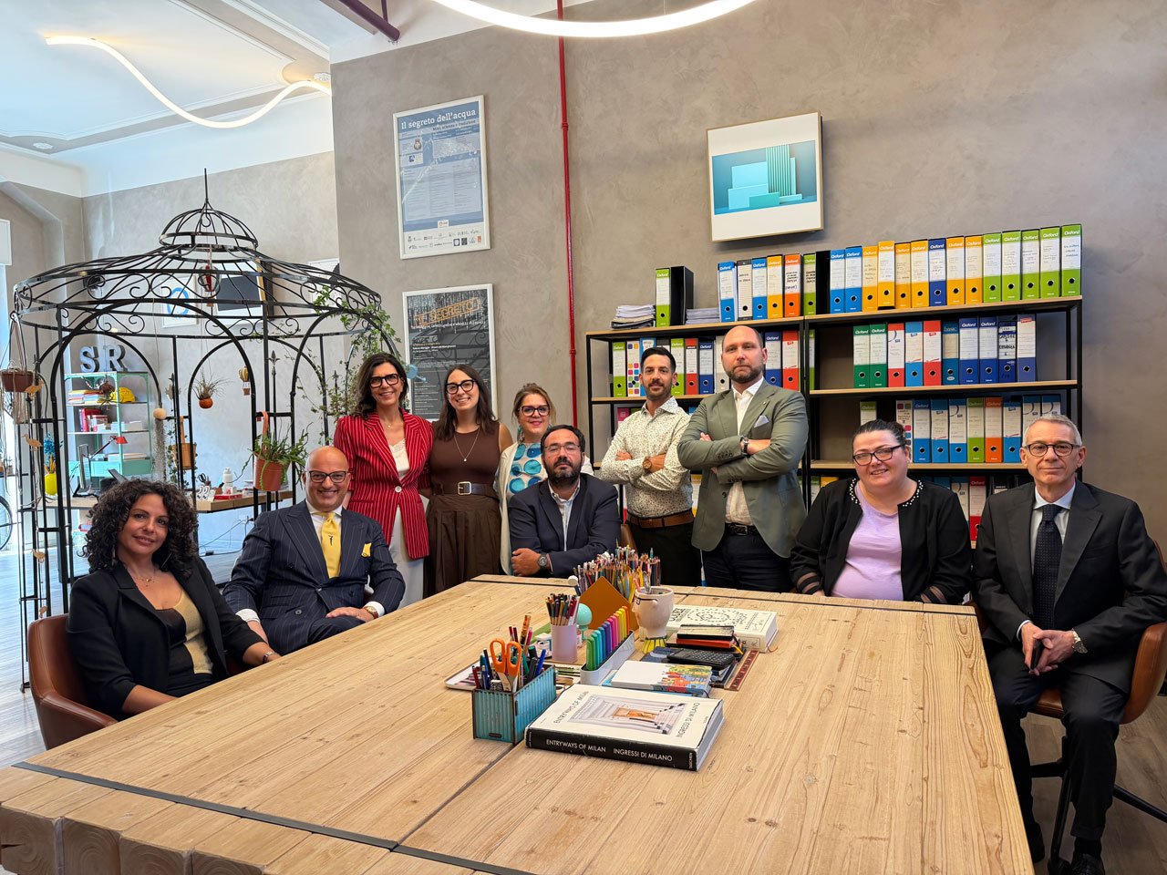 Il team dello Studio Rizzardini & Associati nella sede di Milano, amministratori di condominio a Milano, Como e Monza Brianza